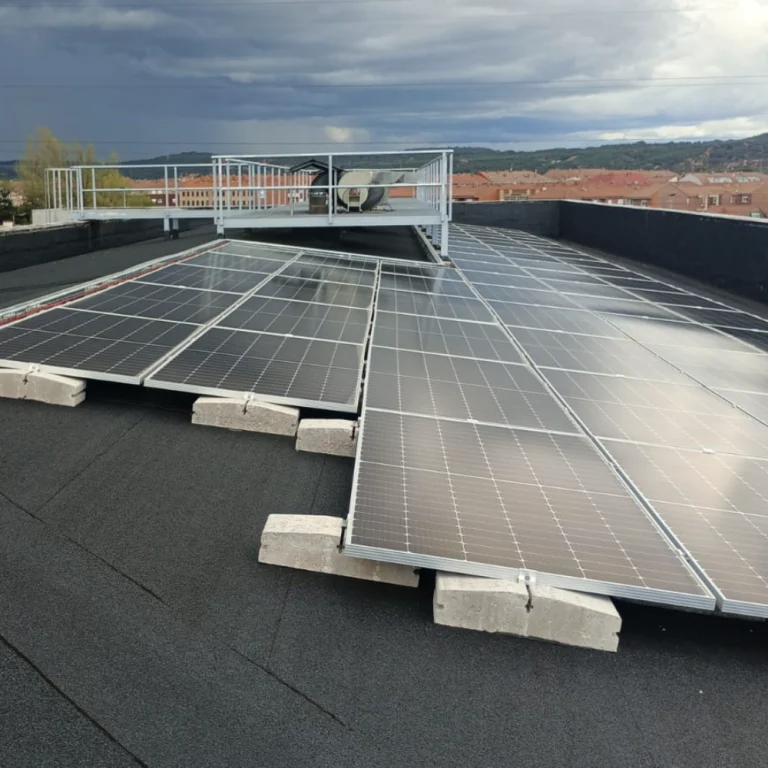 INSTALACION DE PLACAS FOTOVOLTAICAS EN EDIFICIO