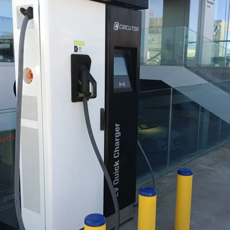 INSTALACION PUNTOS DE RECARGA 3