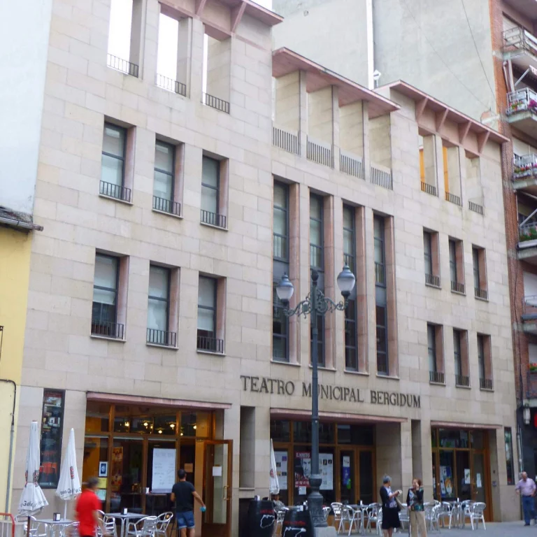 Teatro_Municipal_Bergidum