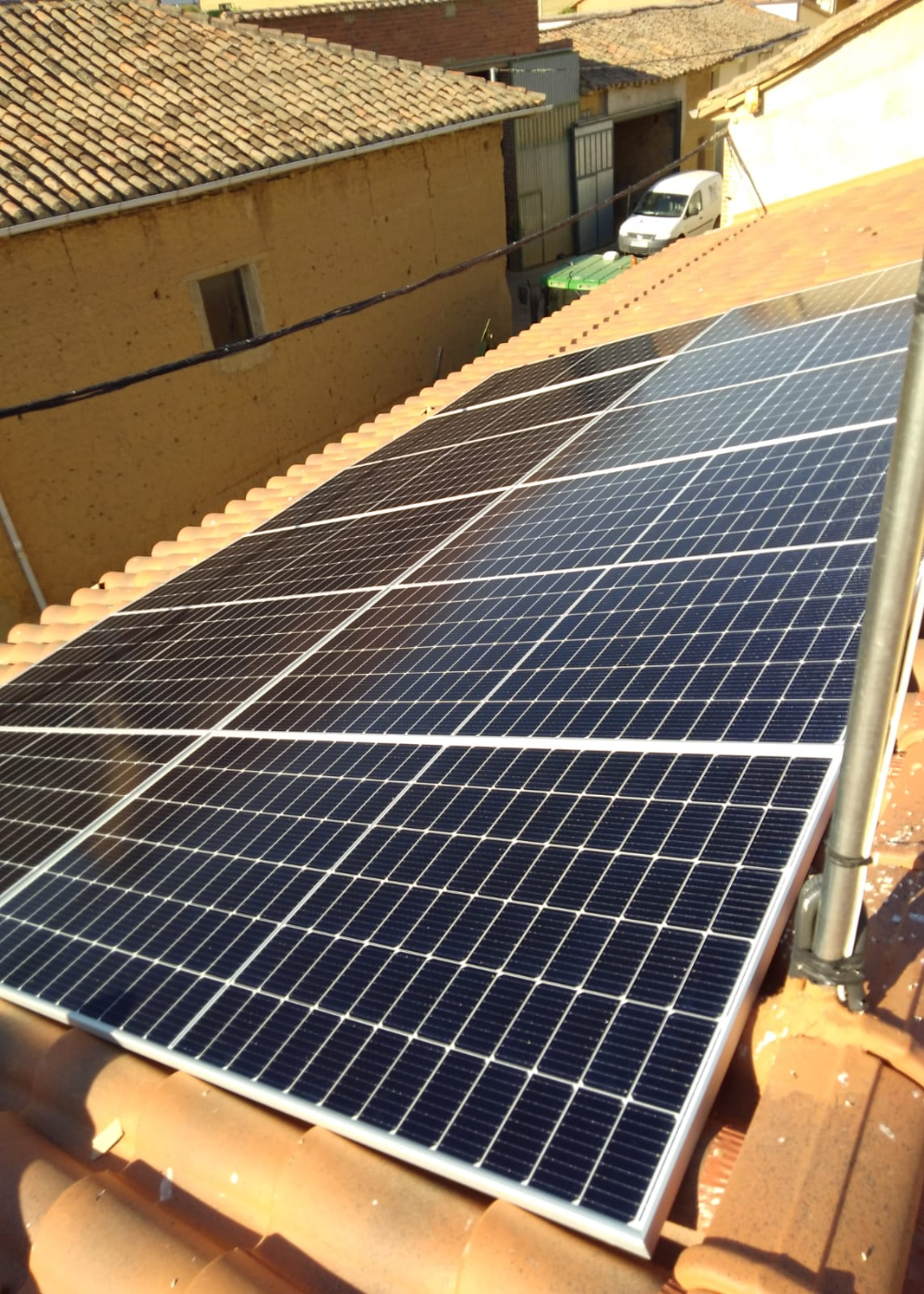 INSTALACION DE PLACAS FOTOVOLTAICAS EN VIVIENDAS 2