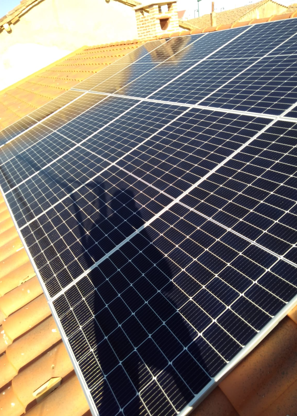 INSTALACION DE PLACAS FOTOVOLTAICAS EN VIVIENDAS 3