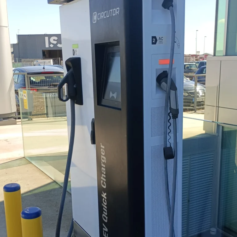 INSTALACION PUNTOS DE RECARGA 2
